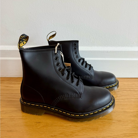Dr. Martens Shoes - Dr. Martens 1460 Black Smooth Leather Lace Up Boot - Women’s 8 / Men’s 7